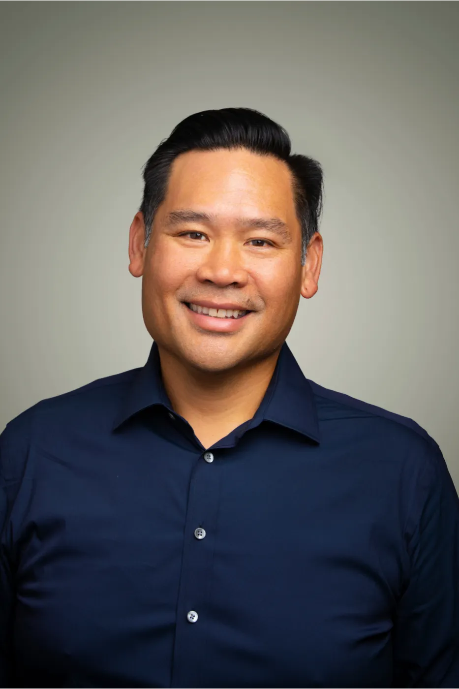 Headshot portrait of Edgardo Montoya, Partner, Financial Officer Practice