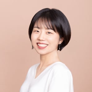 headshot portrait of joanna bomi kwon, coo at airs medical