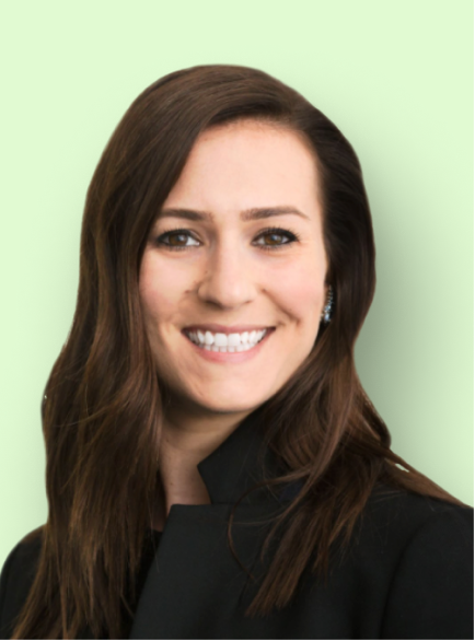 Lindsay Knight Headshot-1